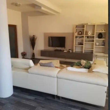 108 Strada Constantin Bobescu